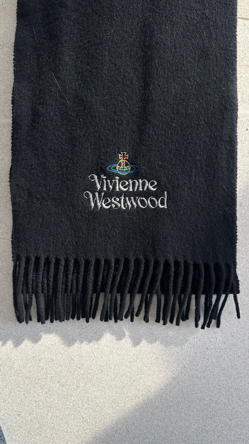 비비안웨스트우드 자수 목도리 머플러 블랙 팝니다 상품이미지3