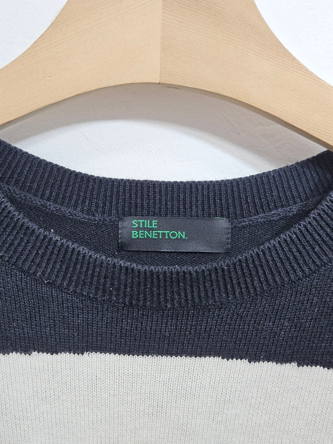 베네통(benetton) 블랙/아이보리 배색 니트 울면혼방  Free  상품이미지2