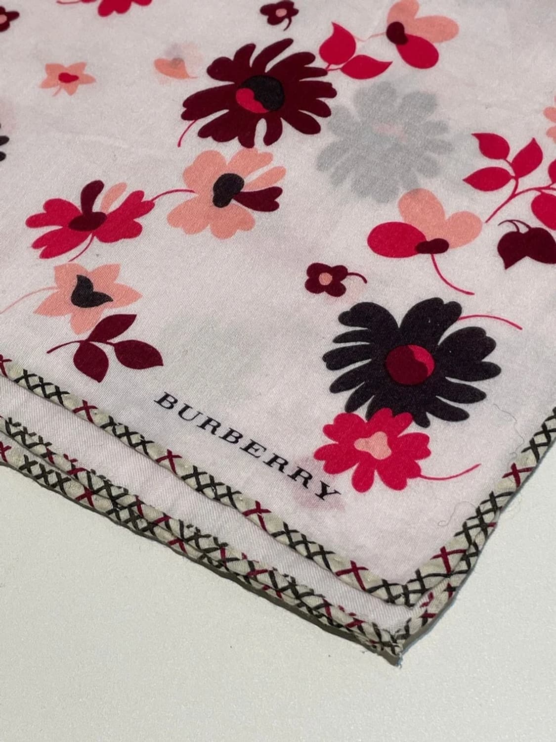 버버리 00s 시그니처 재팬 플라워 패턴 쁘띠 반다나 손수건 A1215 상품이미지4