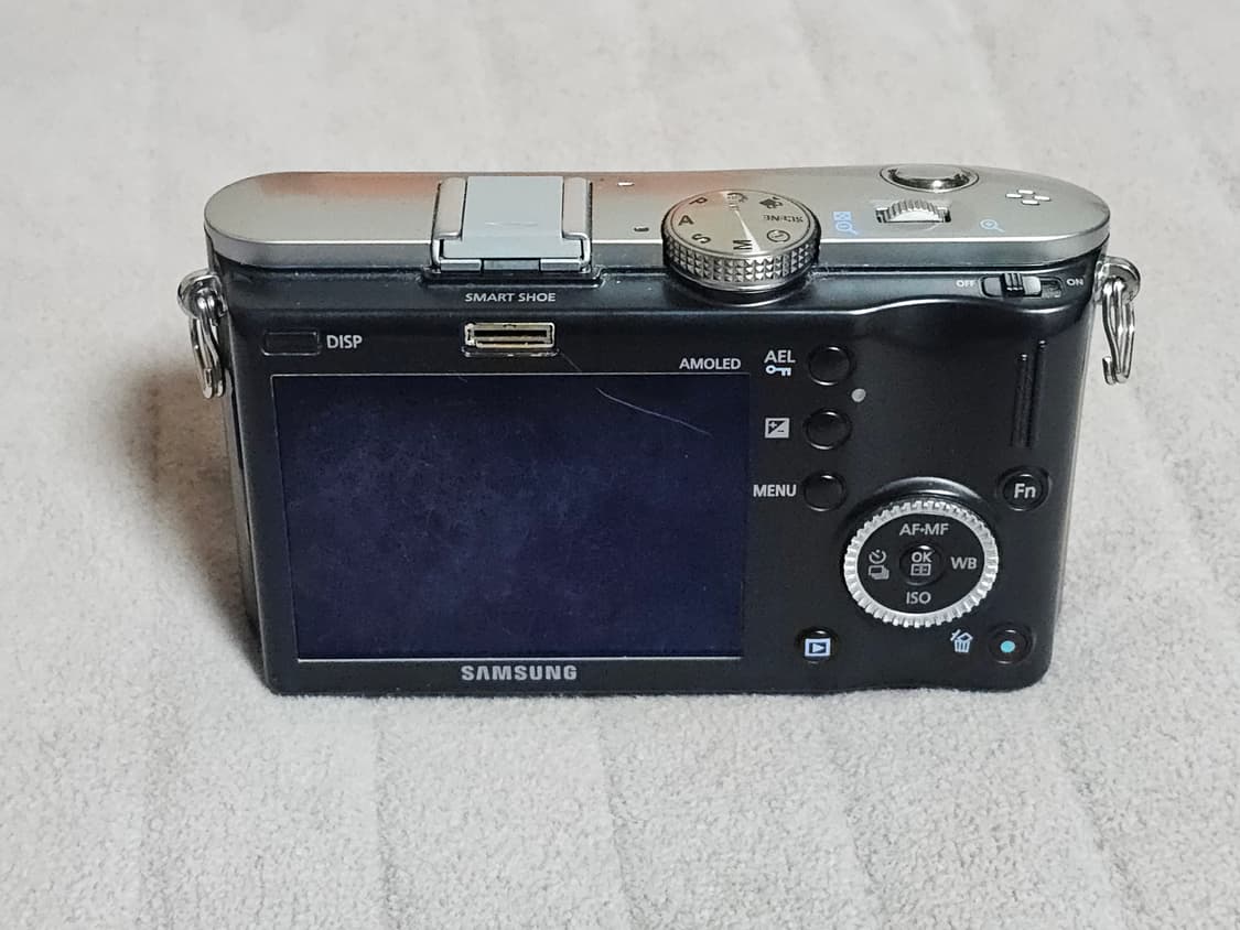 삼성 NX100 미러리스 카메라 바디만 상품이미지4