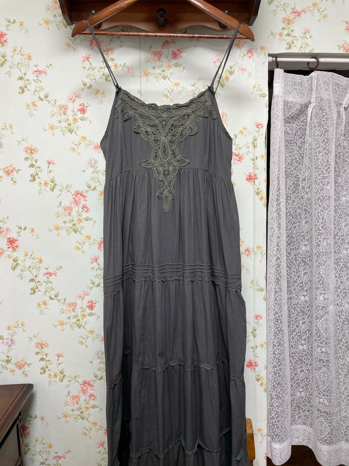 엔틱 레이스 티어드 롱 원피스 상품이미지1