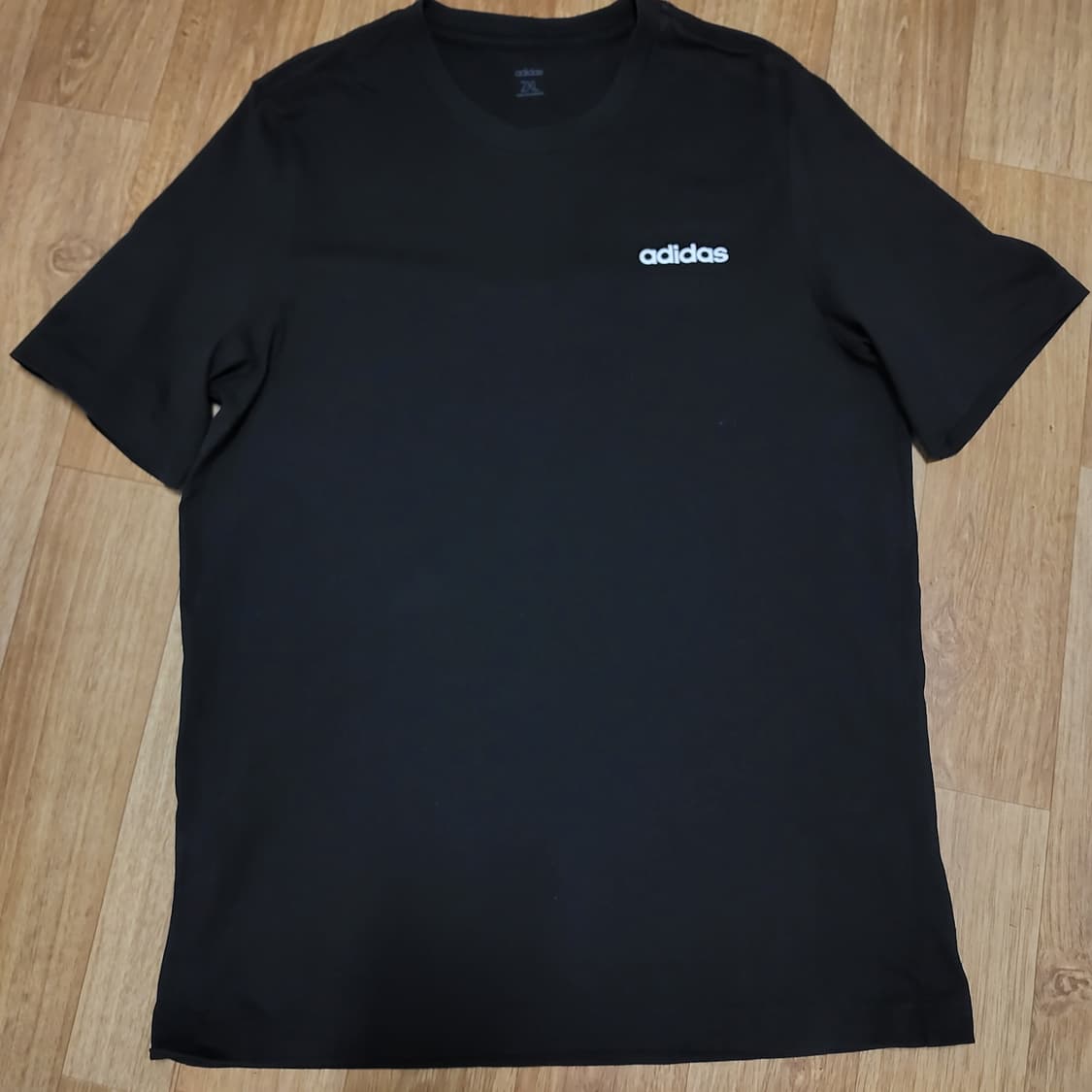 아디다스 남자 반팔  티 셔츠 2xl 110 거의 새옷 블랙 상품이미지1