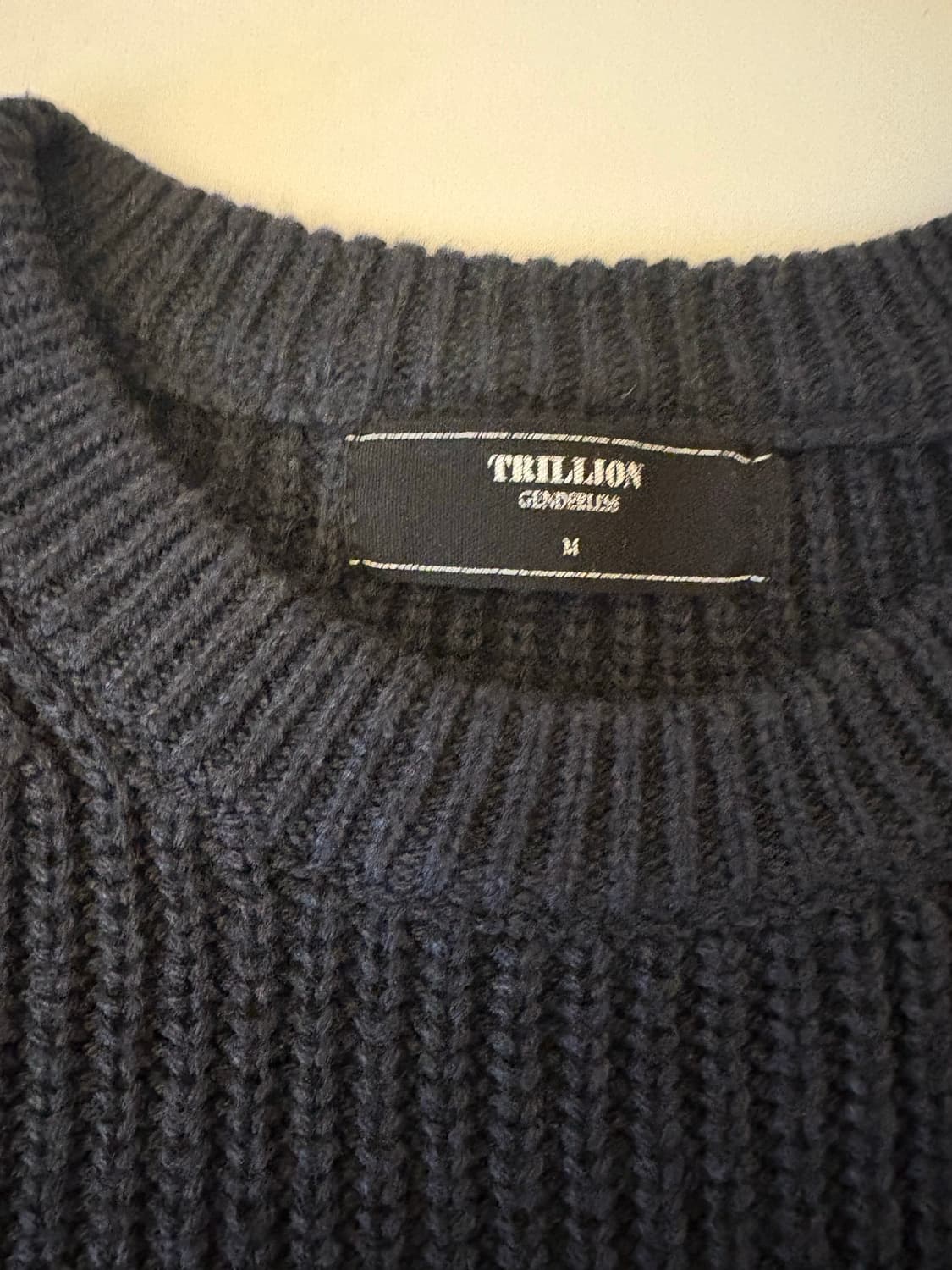 트릴리온 네이비 니트 상품이미지2