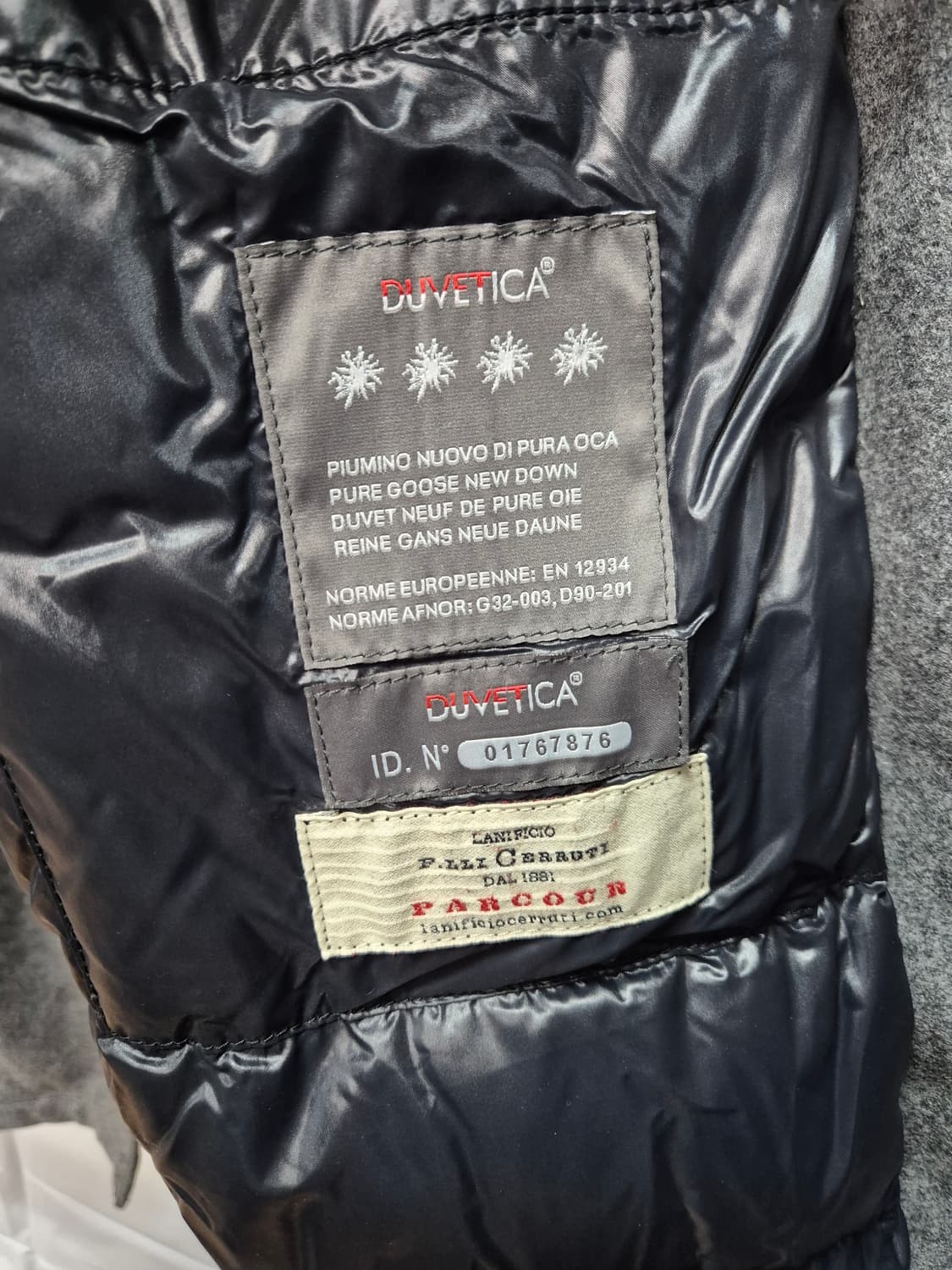 듀베티카 구스다운 피코트 백화점판 상품이미지3