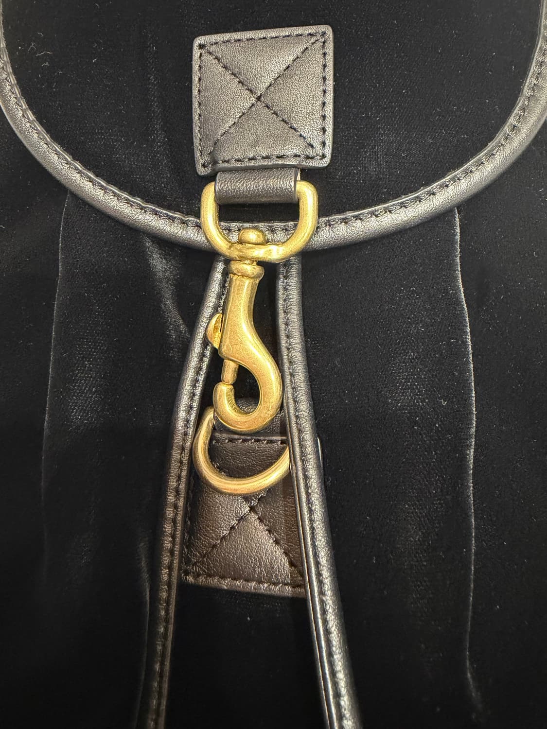 더바넷 벨벳 백팩 상품이미지5