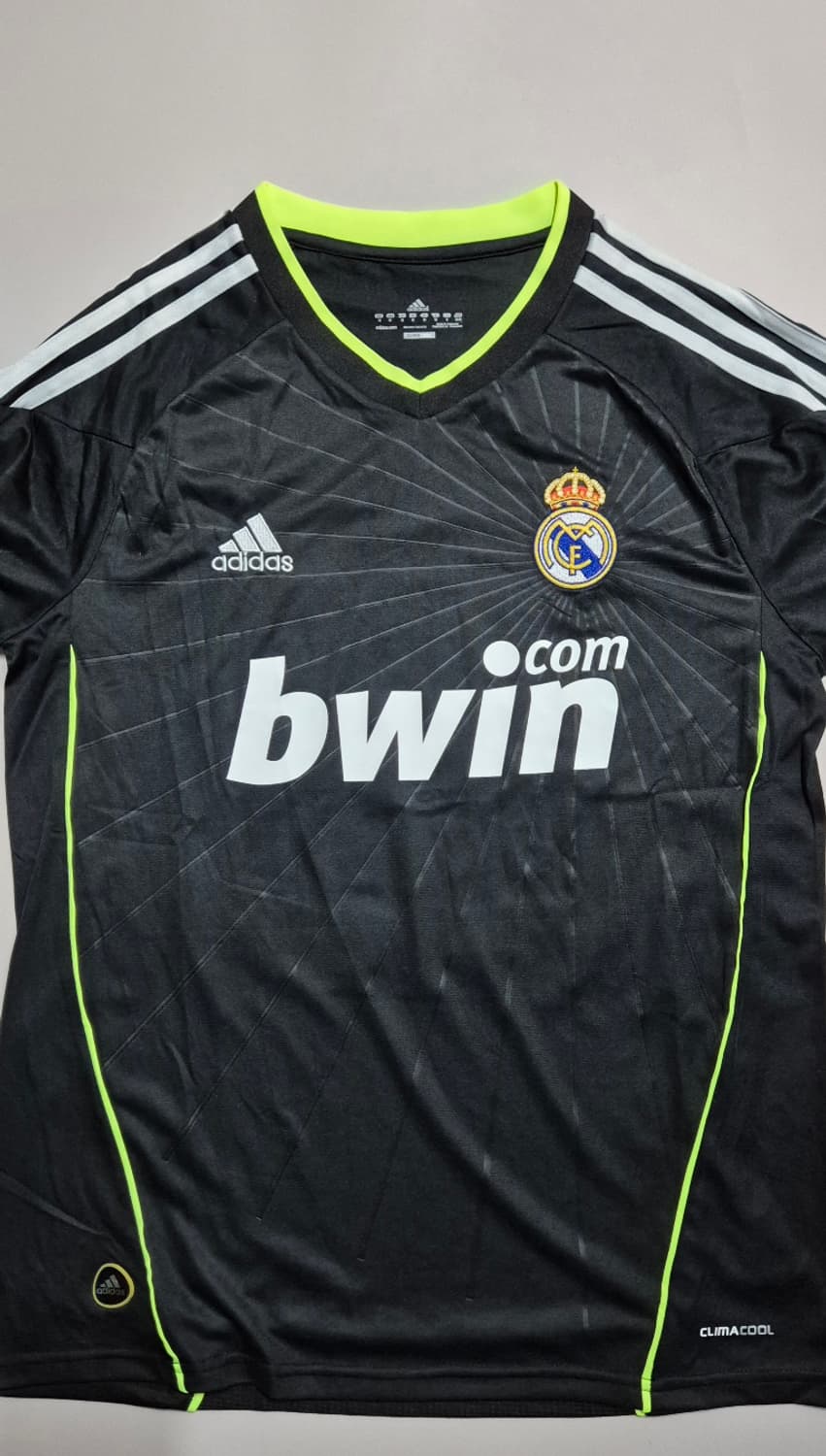 10-11 레알마드리드 외질 원정 유니폼 M사이즈 레플리카 상품이미지3