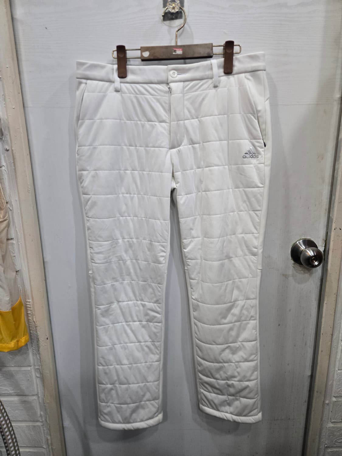 105,XL )) ADIDAS 아디다스 기모 두꺼운 바지! 디자인 이뻐요 상품이미지1