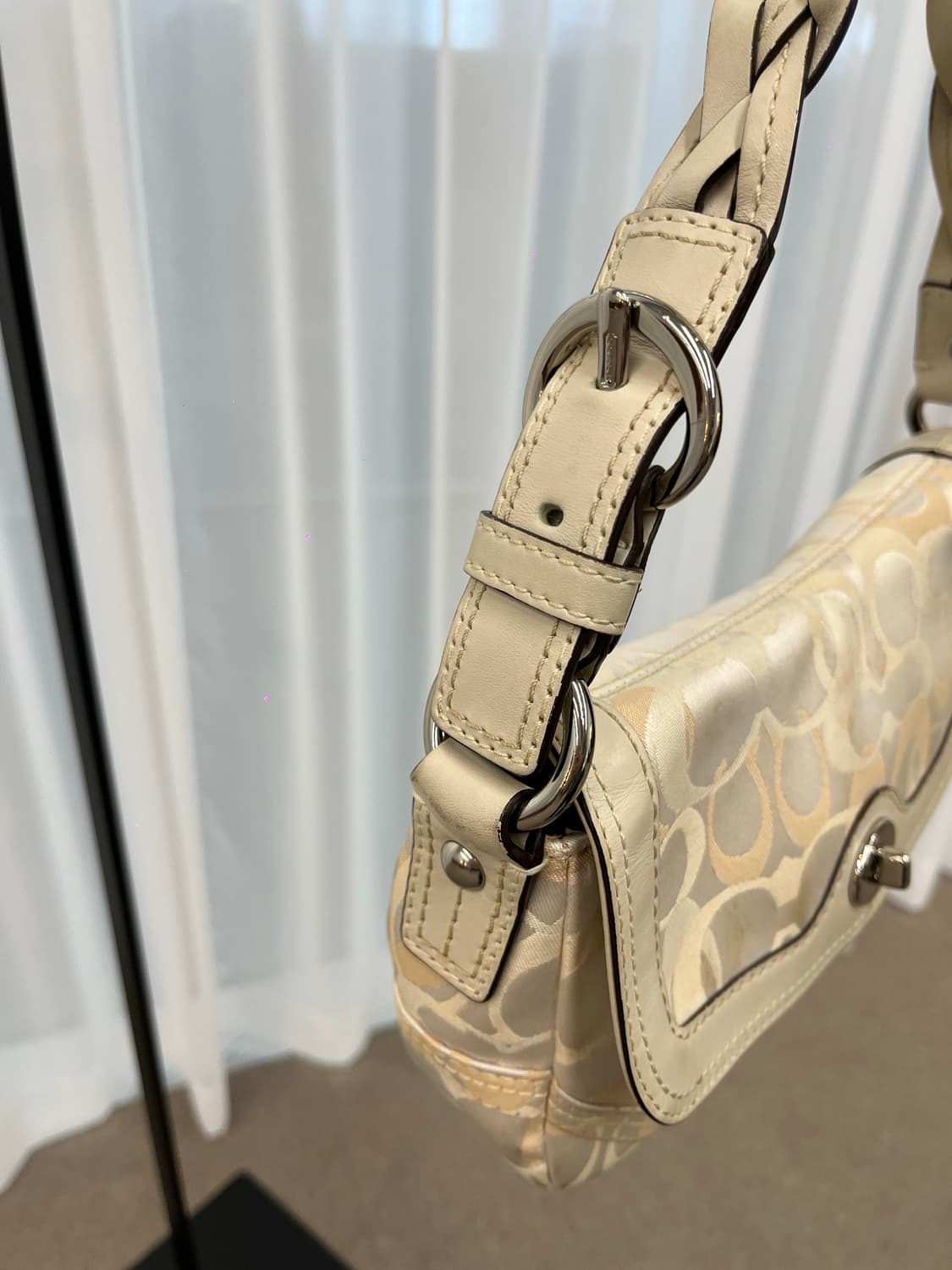 Coach Cream White Shoulder Bag 상품이미지10