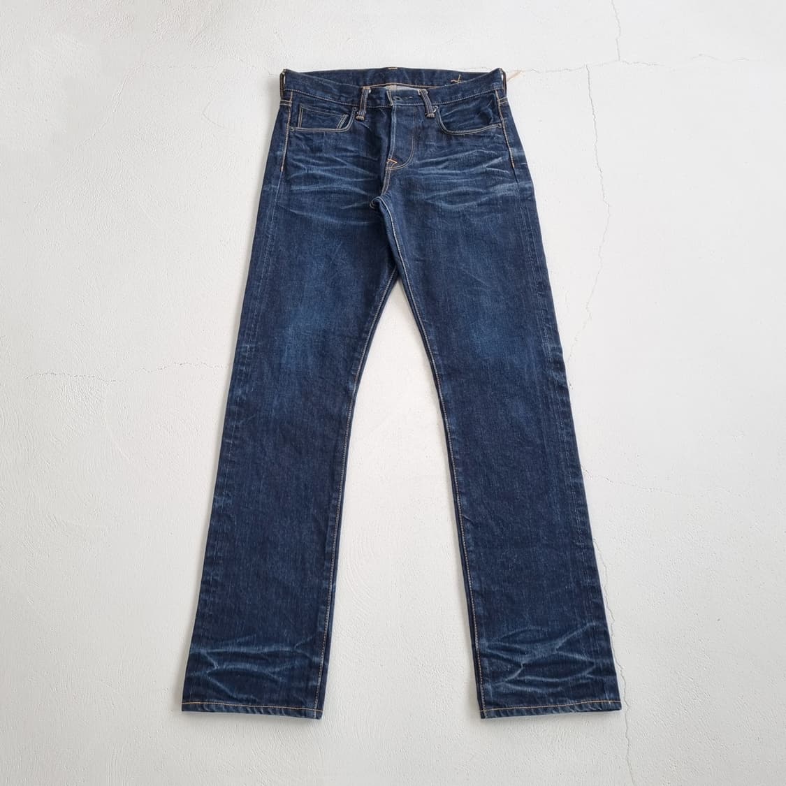 KURO DENIM 페이딩 데님진 - 30 상품이미지1