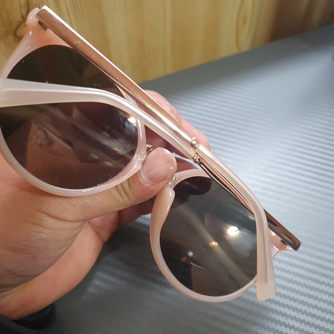 게스 핑크 선글라스 상품이미지2