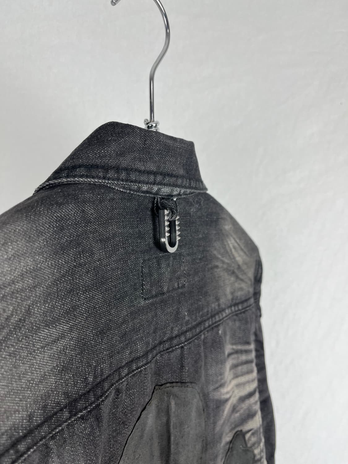 Roen X Semantic design 스컬 패치 흑청 데님자켓 상품이미지5