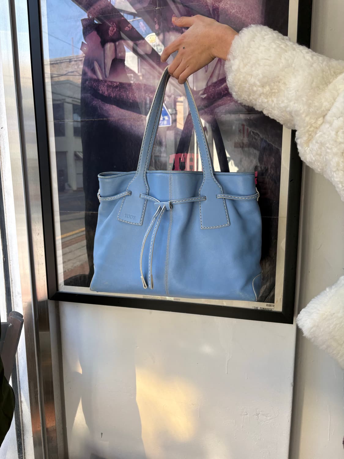 Tods 스카이블루 핸드백 상품이미지1