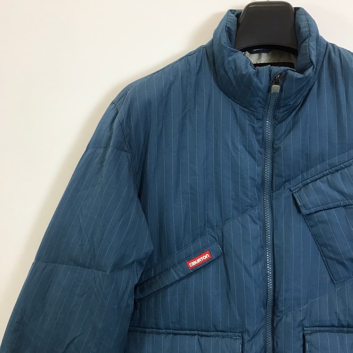 BURTON 버튼 스노우보드 숏 구스다운 패딩 [95사이즈] 상품이미지2