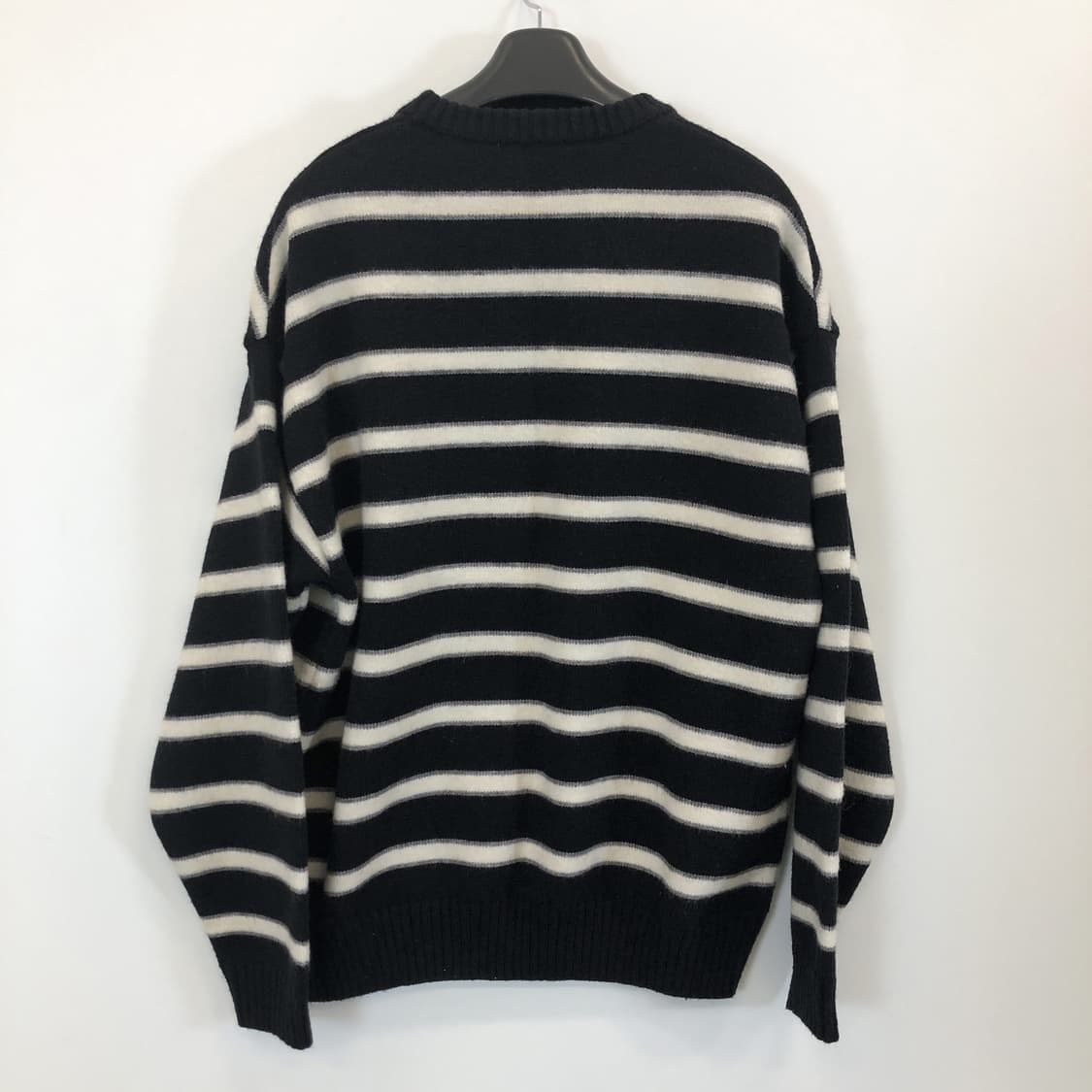 TNGT 청키 스트라이프 오버니트 105  상품이미지4