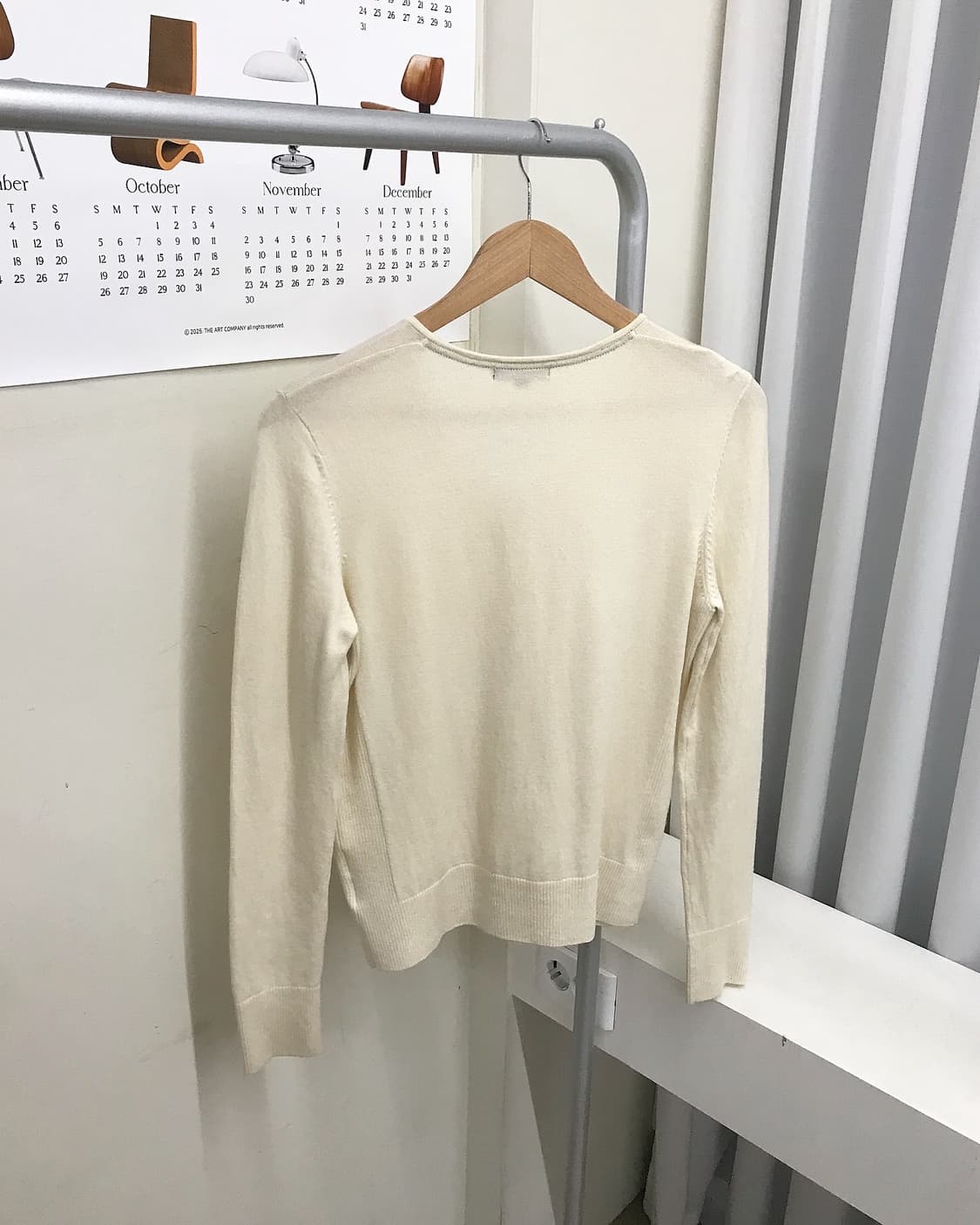 버버리 브이넥 울 니트 상품이미지4