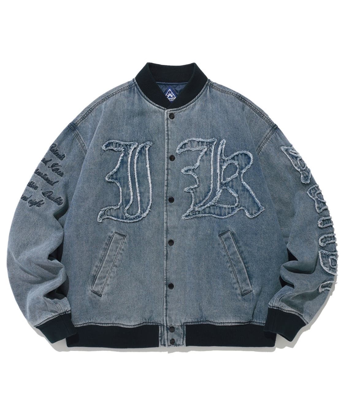 이스트쿤스트 데님 바시티 L 홍은채 착용 상품이미지1