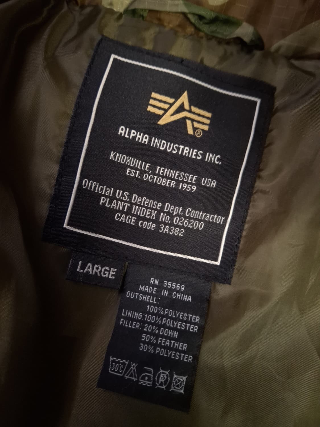 새제품 오리지날 일본판 알파사 카모 다운 패당 상품이미지3