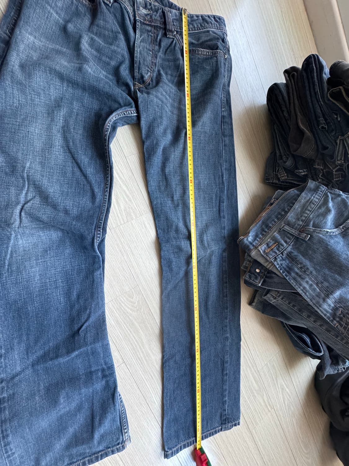 디젤 w32 L32 세미와이드 청팬츠 판매  상품이미지9