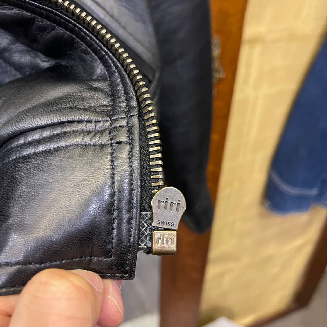 90's Vintage leather jacket 상품이미지7