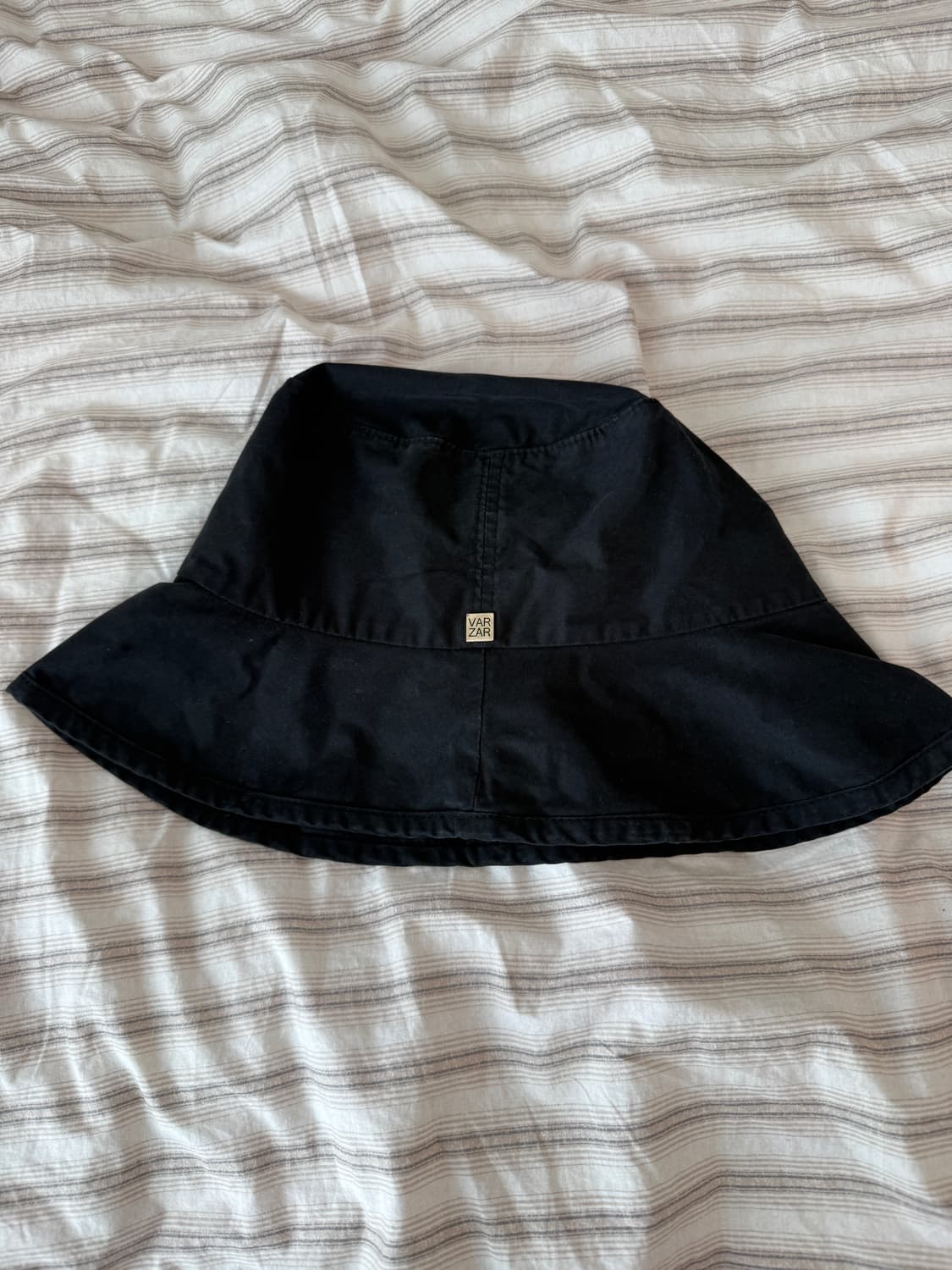 바잘 VARZAR 블랙 벙거지 모자 상품이미지1