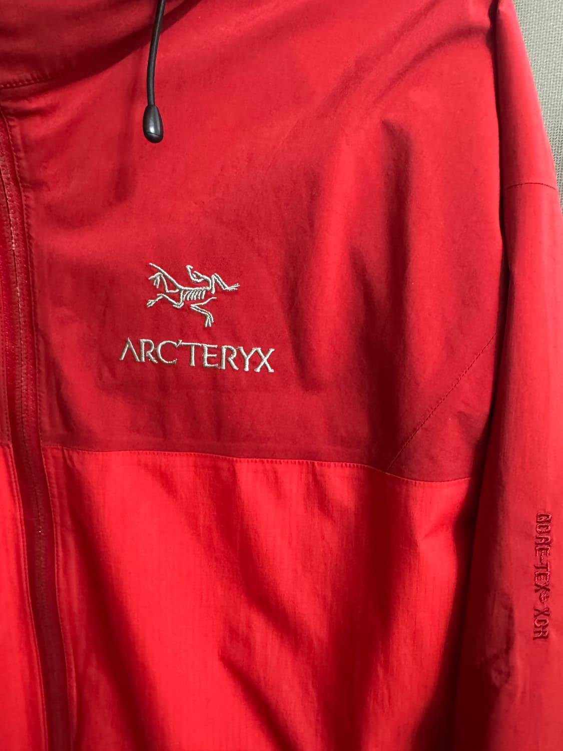 아크테릭스 피션 fission AR 캐나다 메이드 패딩 상품이미지2