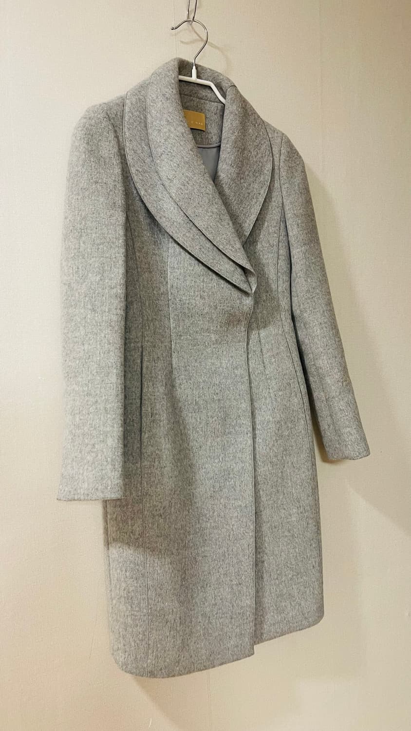 미샤 MICHAA 울 그레이 페미닌 코트 55. 정가 170만원대. 실착 상품이미지3