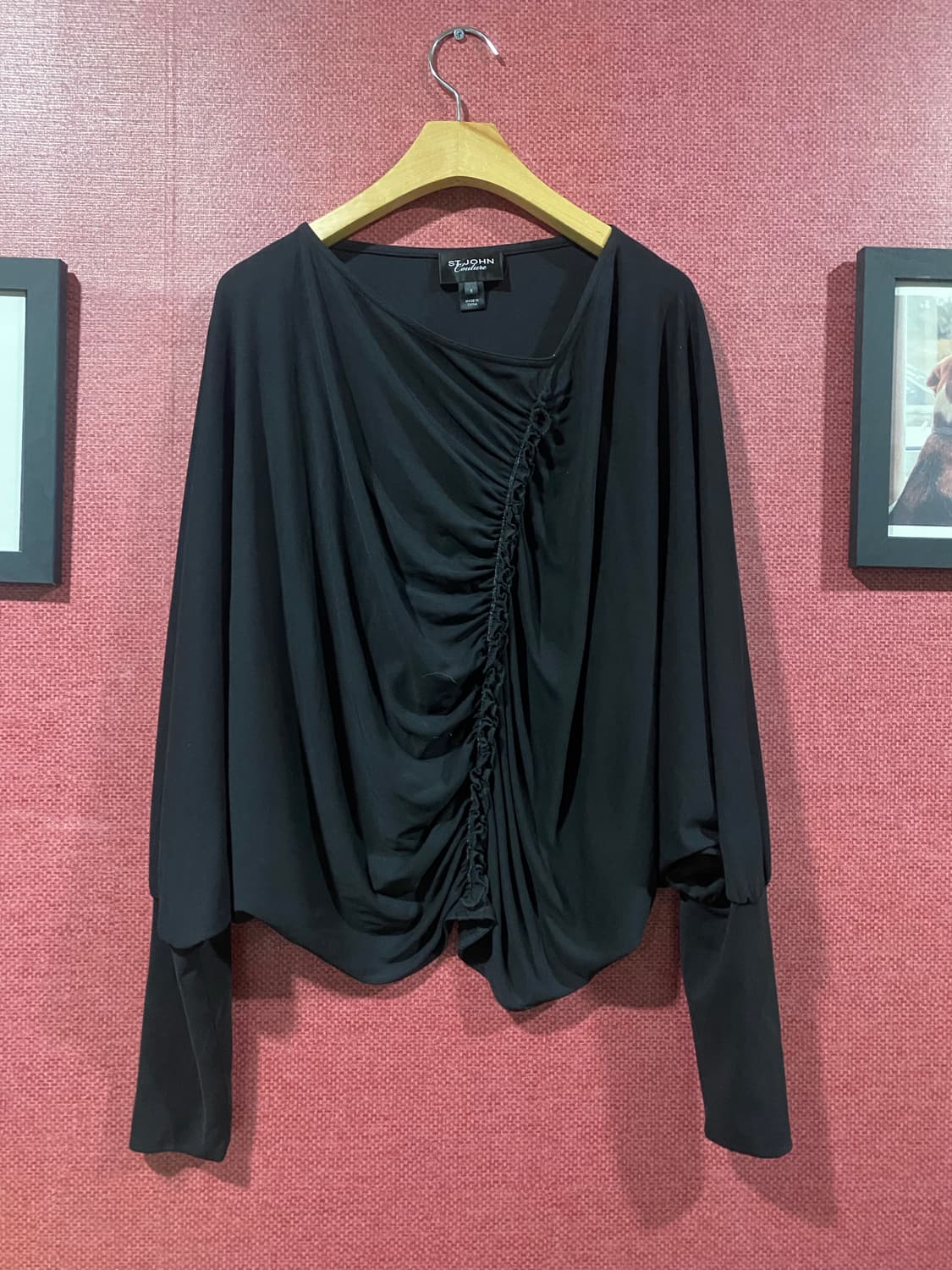 St. John Couture 블랙 셔링 티셔츠 S 상품이미지1