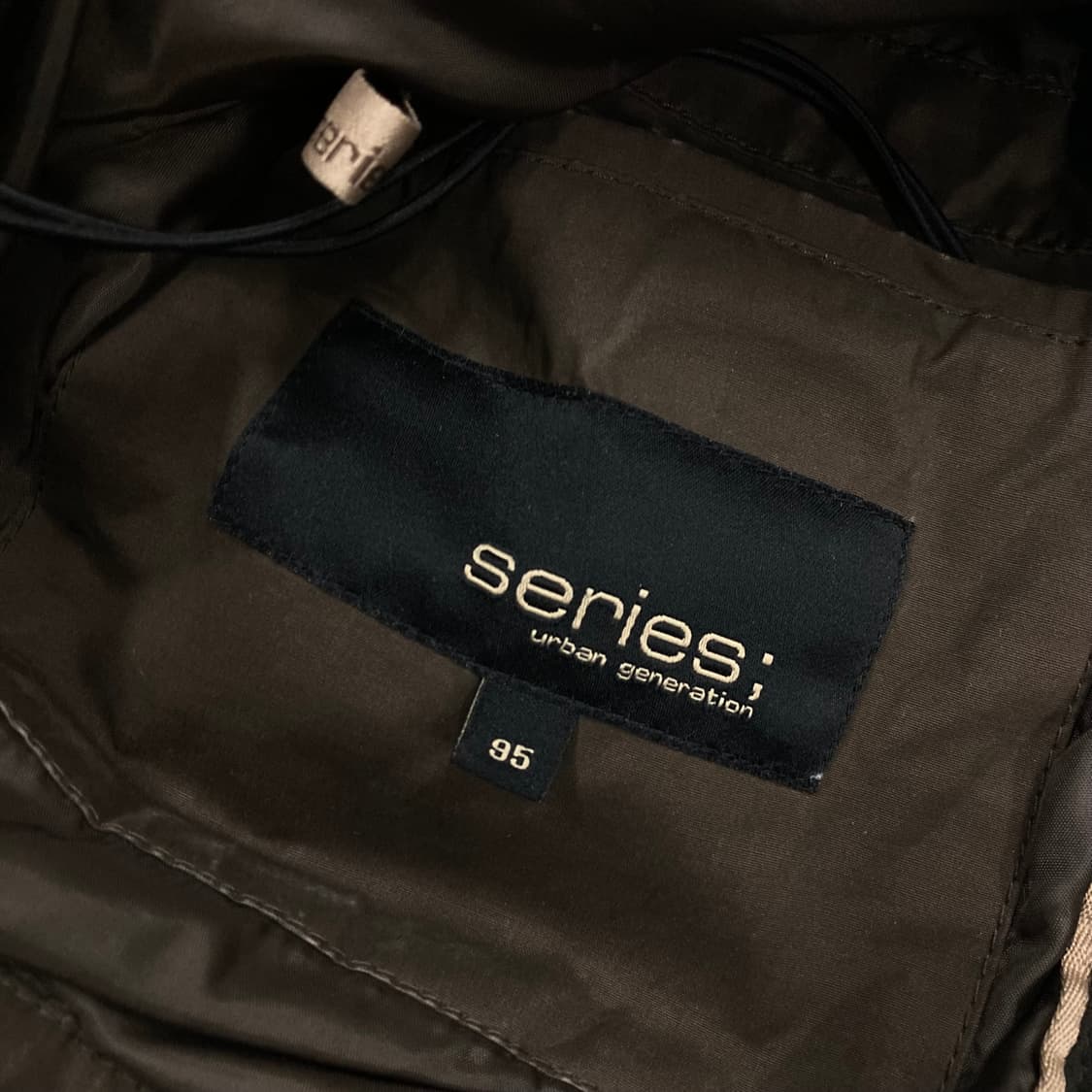 시리즈 브라운 컬러 멀티 포켓 유틸리티 자켓 상품이미지3
