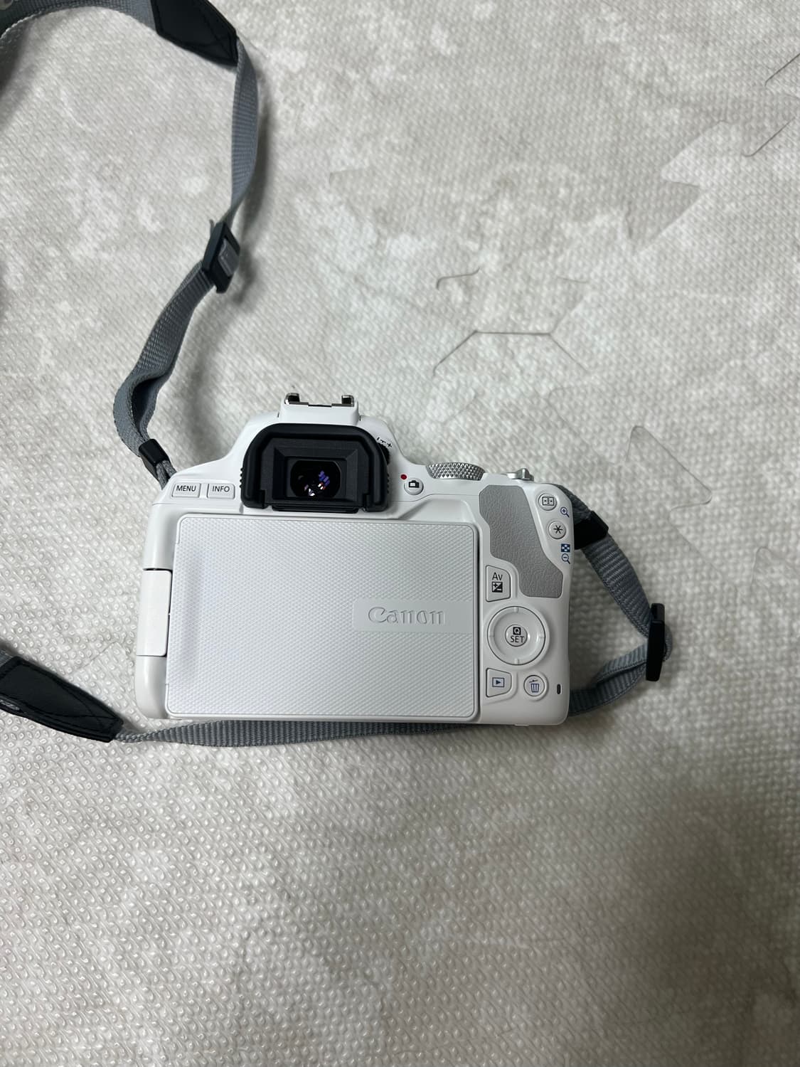 캐논 EOS 200D II  상품이미지2