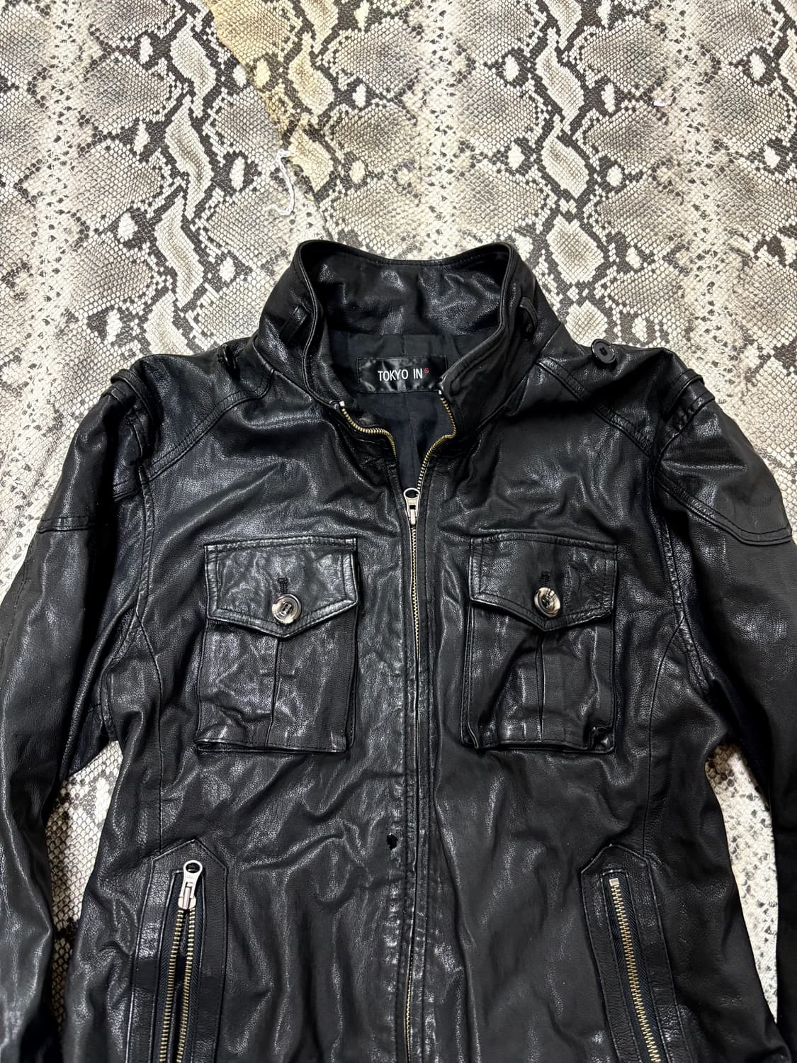 “Vintage”  00’s Design Pocket Detail Lea 상품이미지4