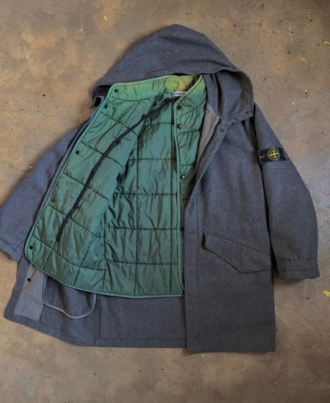 스톤아일랜드 아카이브 s 사이즈 코트 그린엣지 와펜 상품이미지2