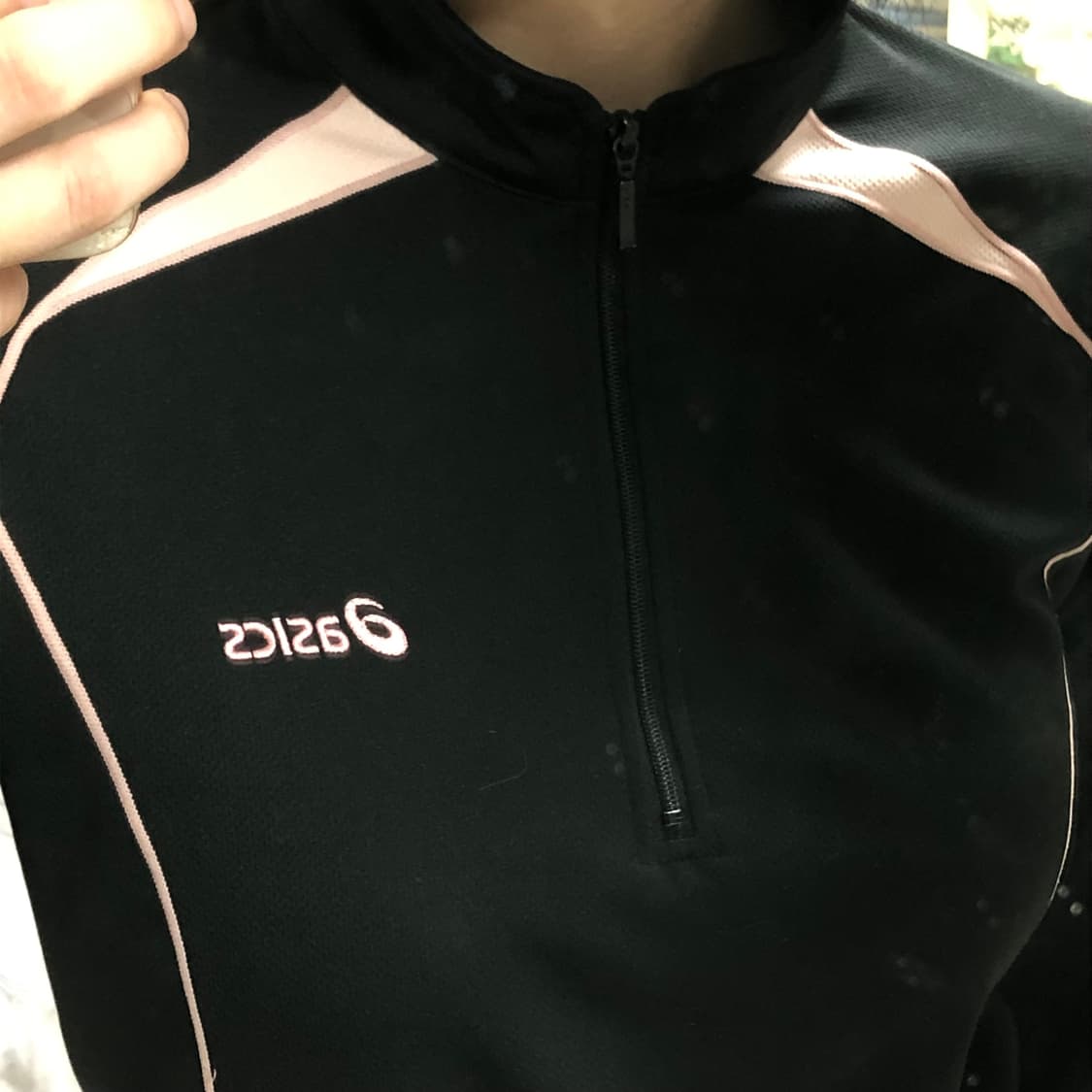 아식스 블랙 핑크 긴팔 티셔츠 상품이미지2