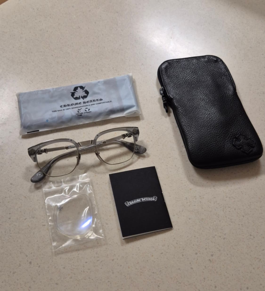 크롬하츠 보넨노이슈어1 브러쉬드실버 안경 상품이미지1