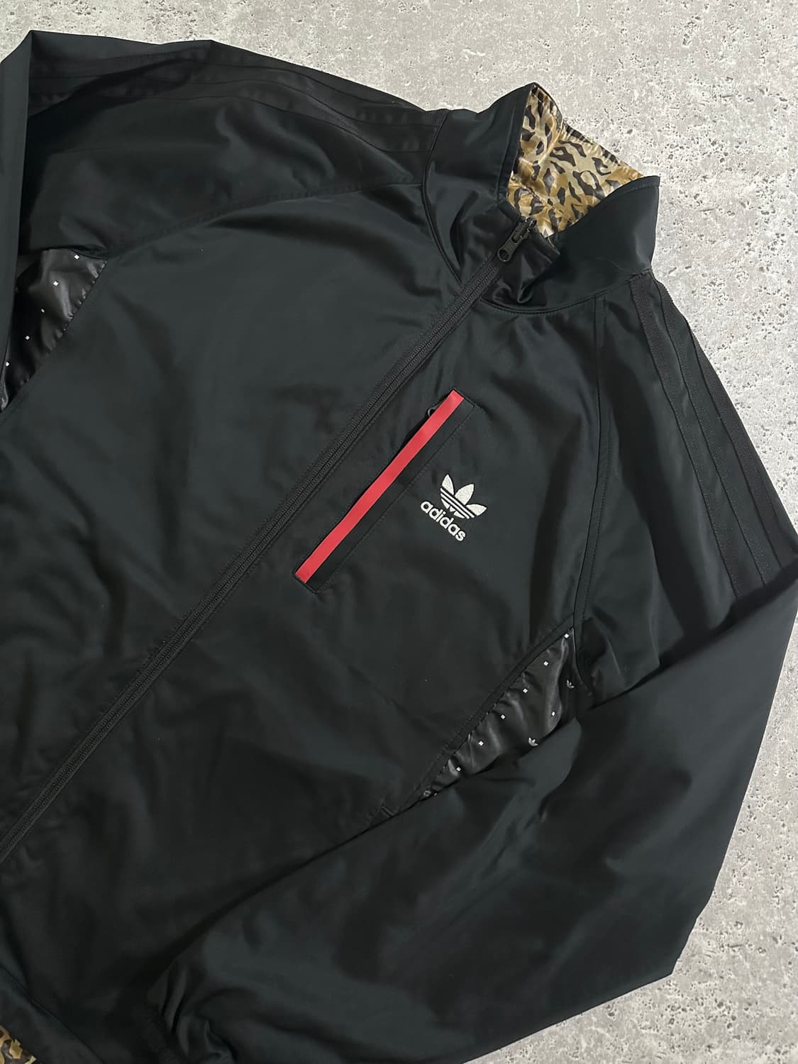 아디다스 블랙 레오파드 양면 리버시블 바람막이 상품이미지1