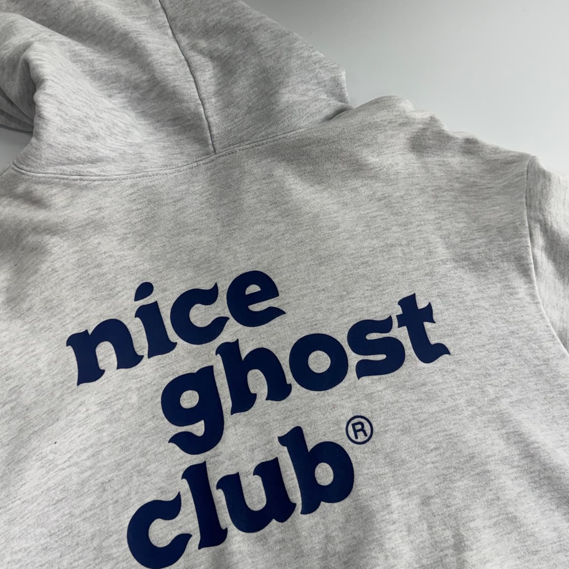 Nice ghost club 나이스 고스트 클럽 백 로고 후드티  상품이미지9