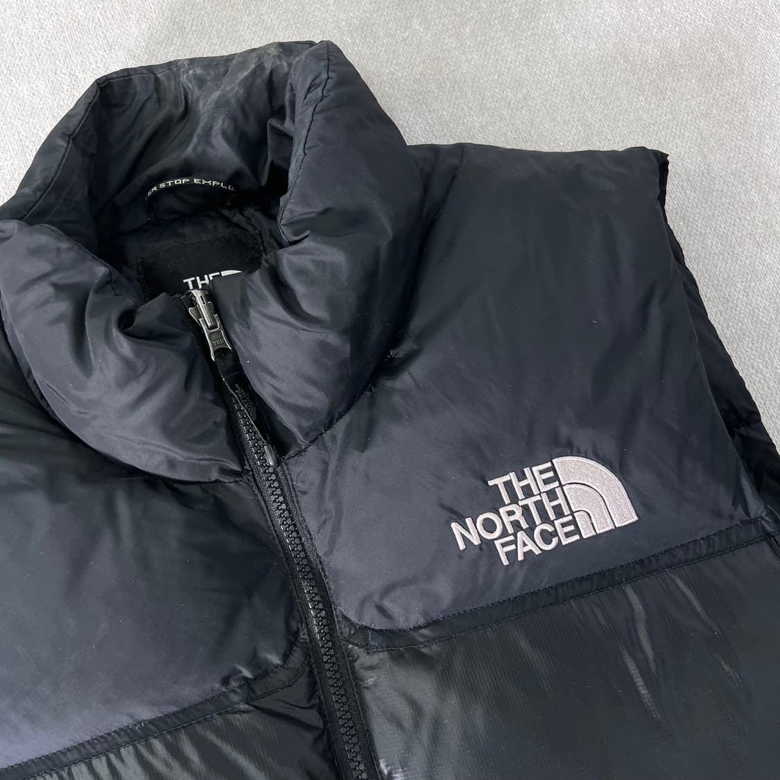 100 노스페이스 1996 700 눕시 블랙 조끼 패딩 상품이미지3