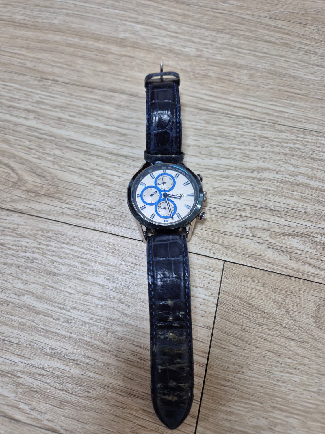 발렌티노 루디 가죽 시계 상품이미지5