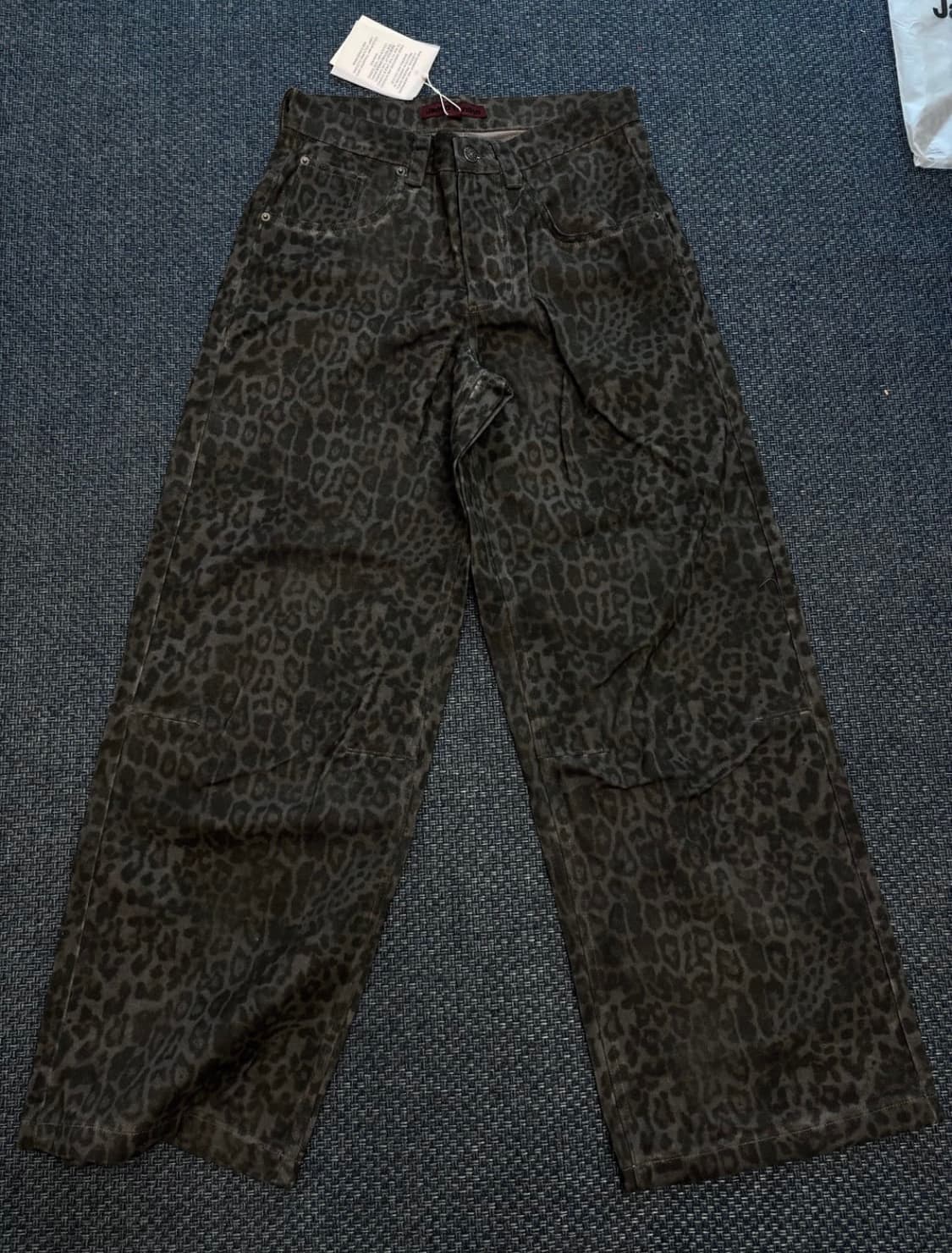 제이디드 런던 Overdyed Leopard Jean 상품이미지2