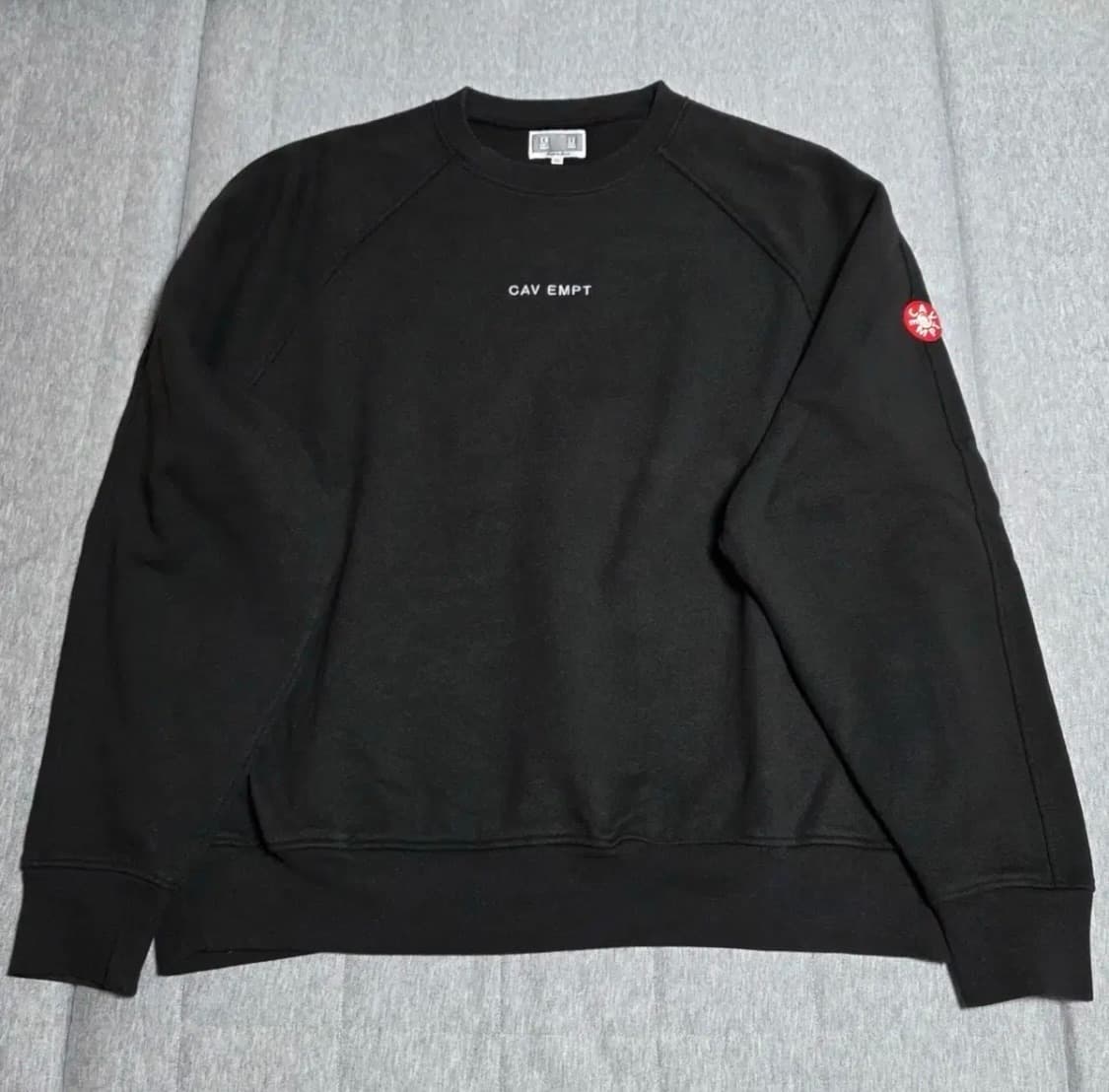 카브엠트 21ss 빅크루넥 맨투맨 상품이미지4