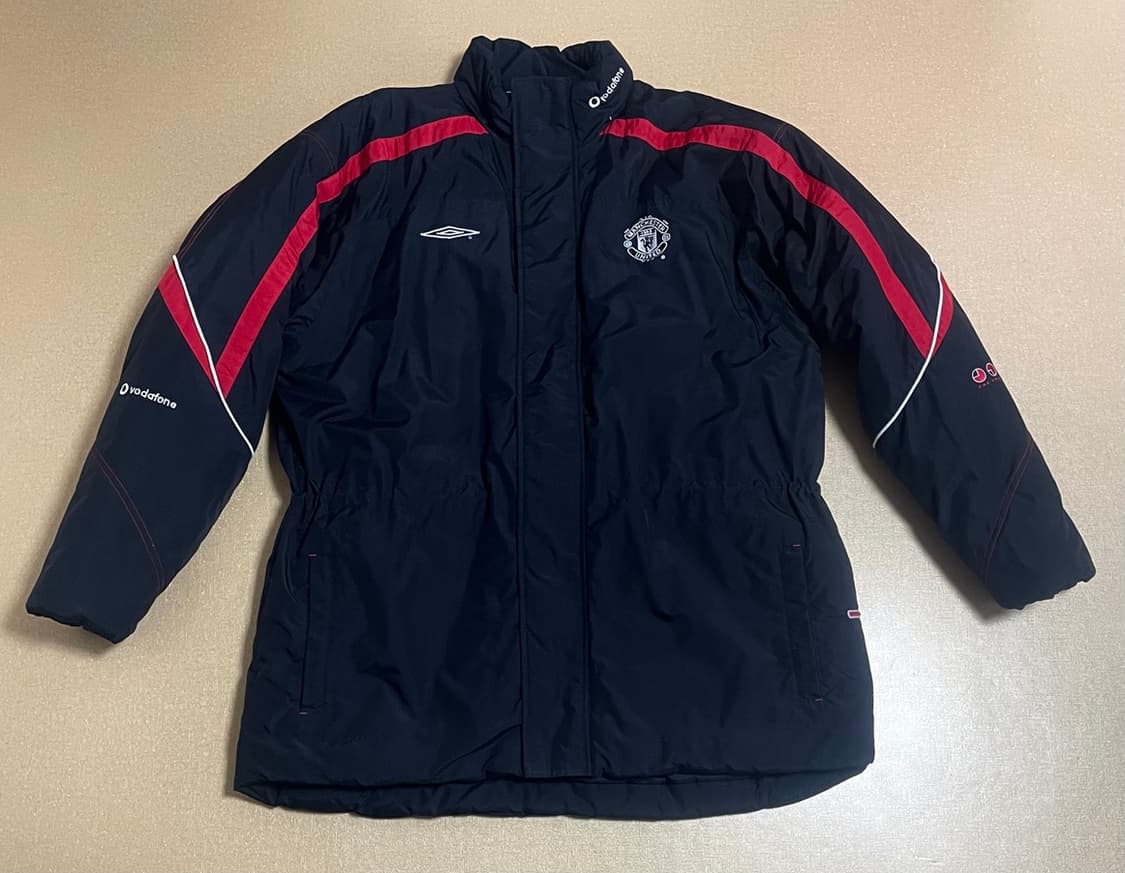 엄브로 맨유 01/03 스타디움 패딩 자켓 상품이미지8