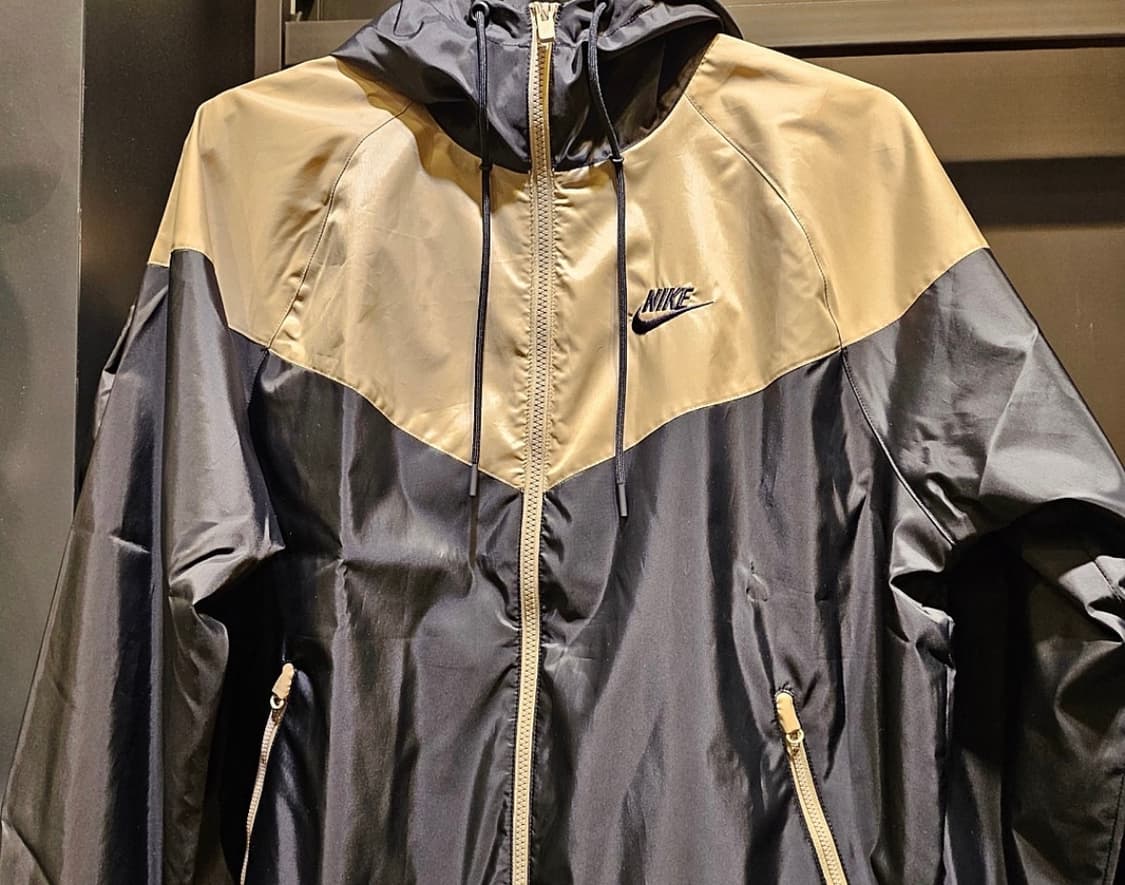 (새상품) 나이키 윈드러너 블랙카키 XL 상품이미지1