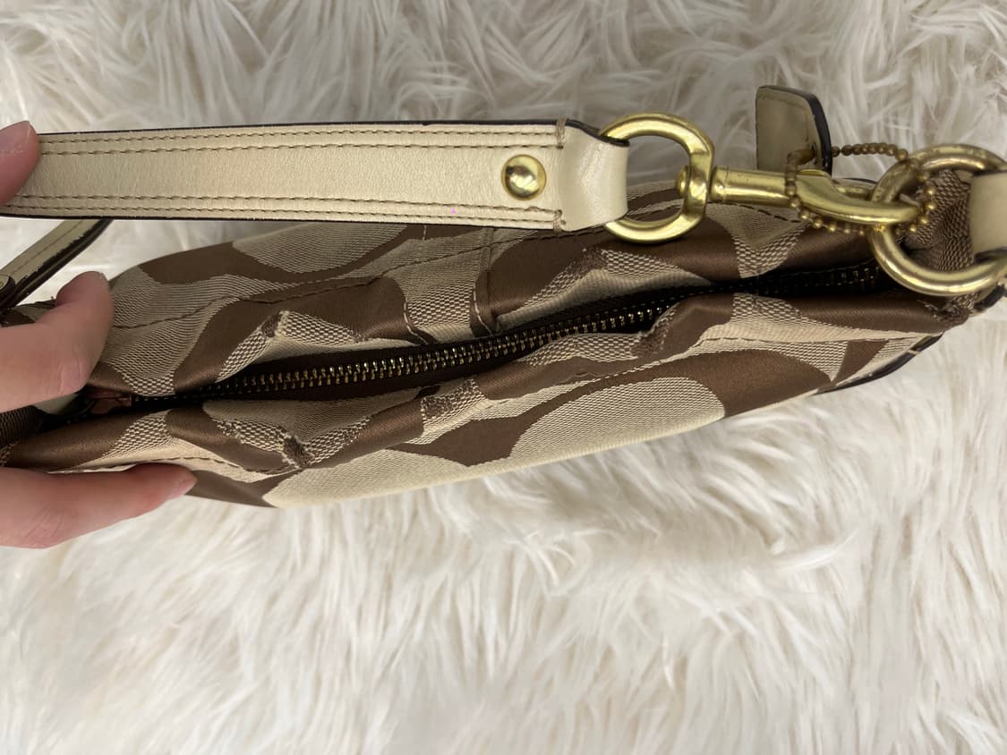 Coach White Mini Shoulder Bag 상품이미지6