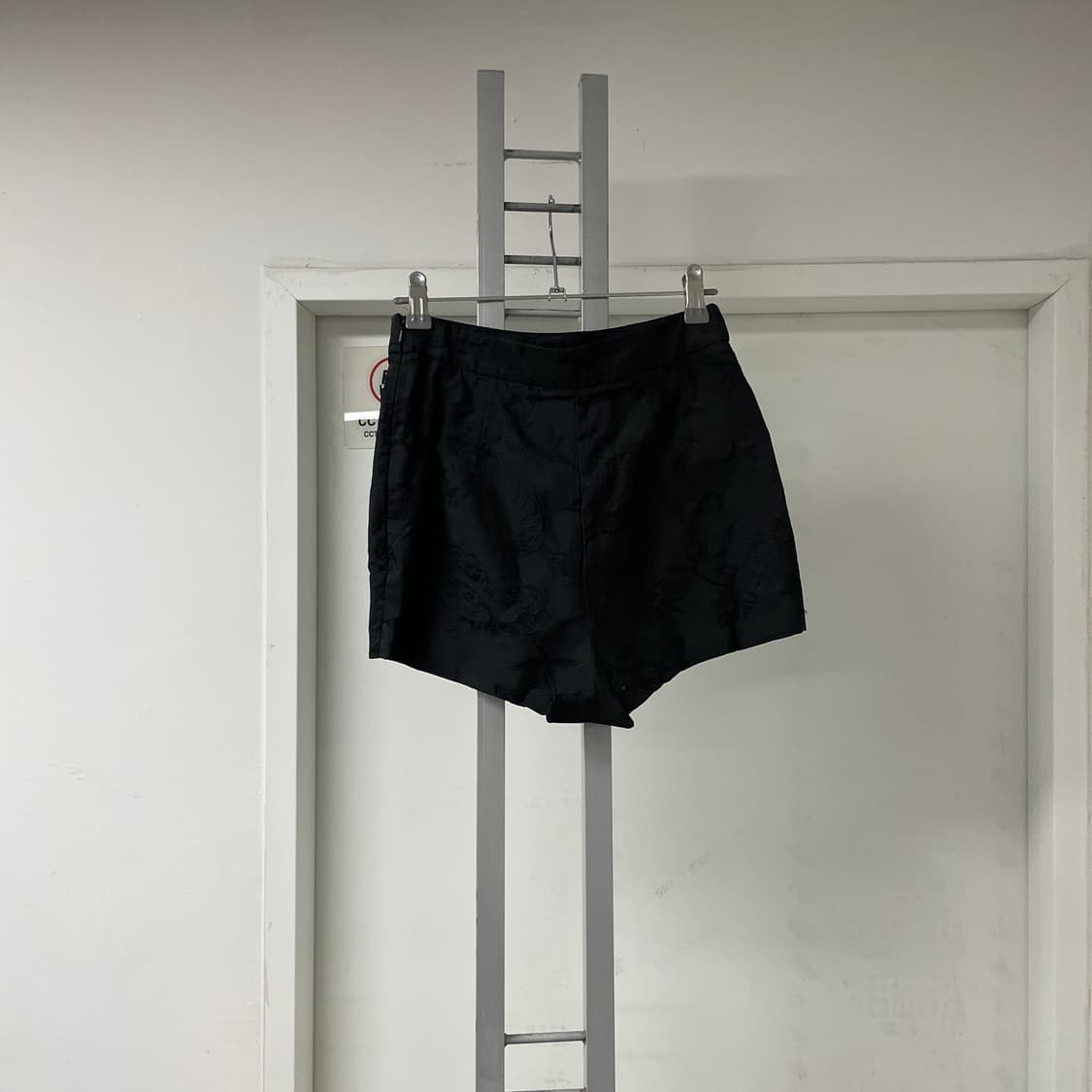 모스키노 블랙 반바지 38 상품이미지5