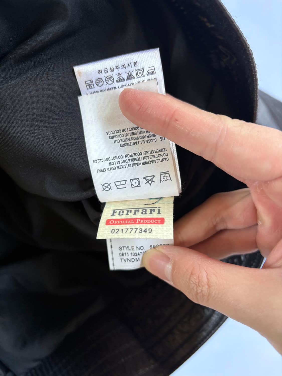 푸마 x 페라리 한정판 패딩 상품이미지6