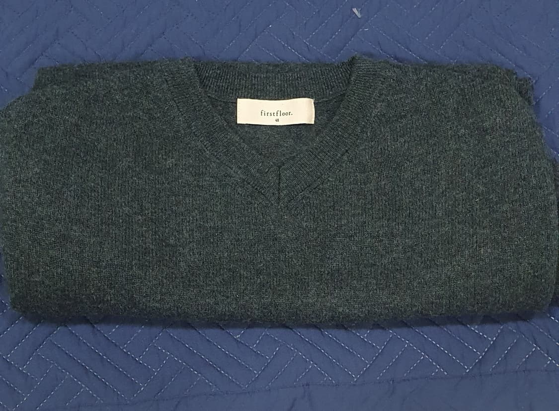 퍼스트플로어 브이넥니트 다크 그레이 48 상품이미지2