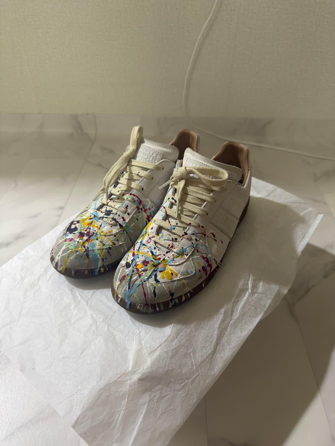 메종 마르지엘라 독일군 페인팅 스니커즈 상품이미지2