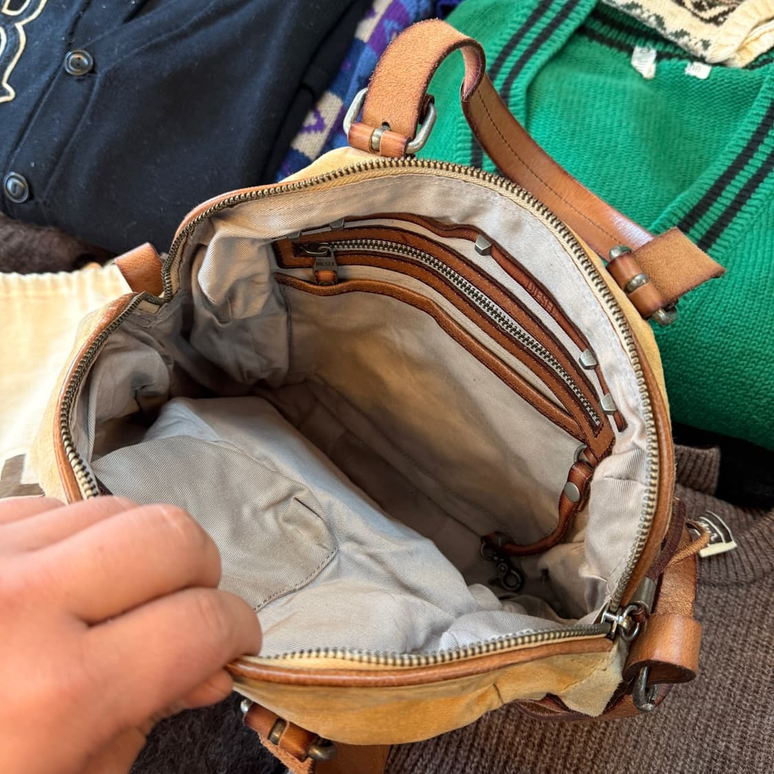 디젤 리얼 레더 스웨이드 토트백 숄더백 상품이미지5