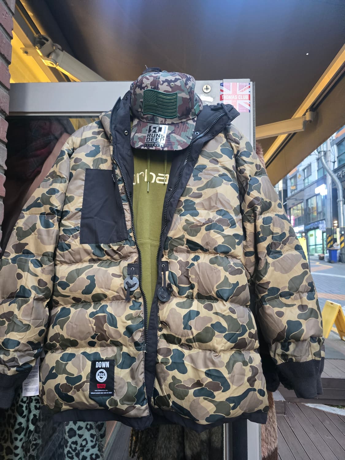 Levi's (리바이스) RDS 
다운패딩 상품이미지8