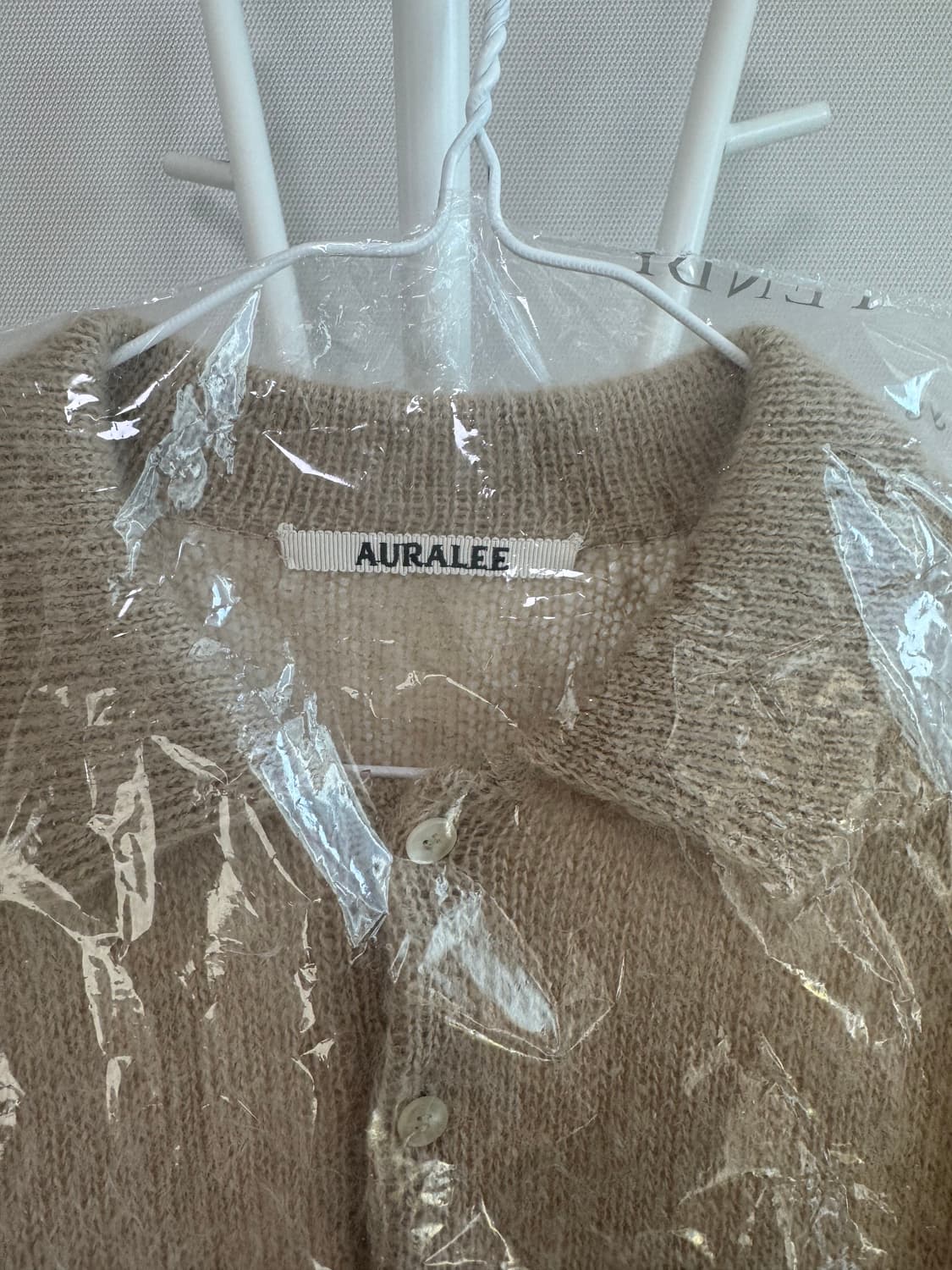 오라리 모헤어 폴로니트 베이지 0사이즈 상품이미지5