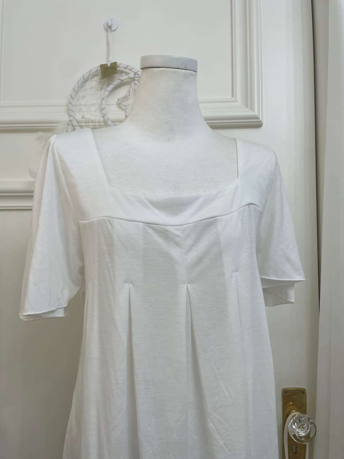 white cotton square-neck pleats top 상품이미지6